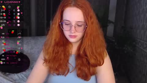 Snapshot of baby_little_fox chatting on 10/15/25, 11:54 baby_little_fox online show from 10/15/25, 11:54