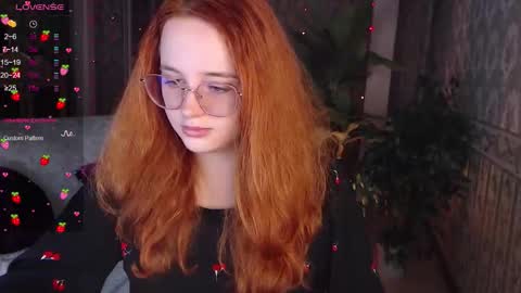 Snapshot of baby_little_fox chatting on 10/16/25, 11:33 baby_little_fox online show from 10/16/25, 11:33