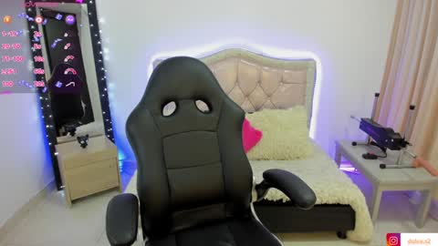 Dulce  Stefa  online show from 01/02/25, 09:43