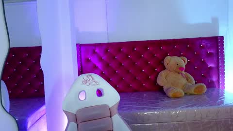 Nico online show from 03/25/26, 11:05