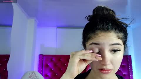 Nico online show from 04/11/26, 10:41