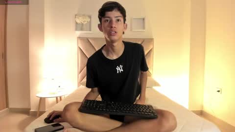 Snapshot of baby_noaht chatting on 06/02/26, 12:51 baby_noaht online show from 06/02/26, 12:51