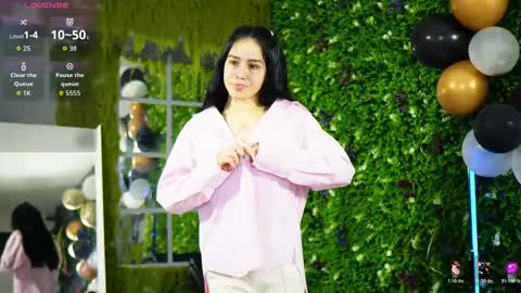 Baby Nico online show from 11/19/25, 05:46