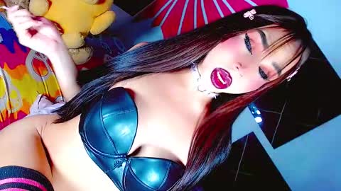 Tatii online show from 10/11/25, 05:39