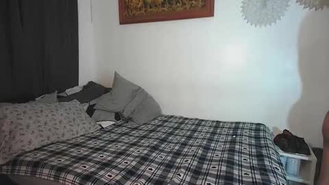 Josh online show from 09/15/25, 07:41