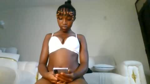 Snapshot of baby_smiler chatting on 05/26/26, 01:34 baby_smiler online show from 05/26/26, 01:34
