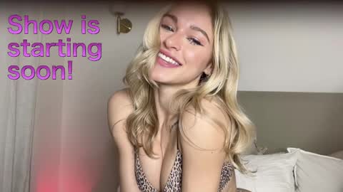 Baby Tavia online show from 03/04/25, 04:20