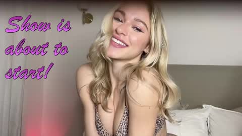 Baby Tavia online show from 03/07/25, 04:11