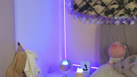 Snapshot of baby_xian chatting on 02/05/25, 01:47  Dani  online show from 02/05/25, 01:47