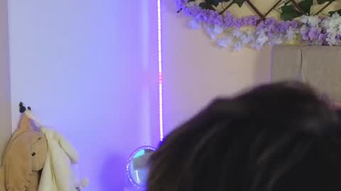 Snapshot of baby_xian chatting on 03/02/25, 01:26  Dani  online show from 03/02/25, 01:26