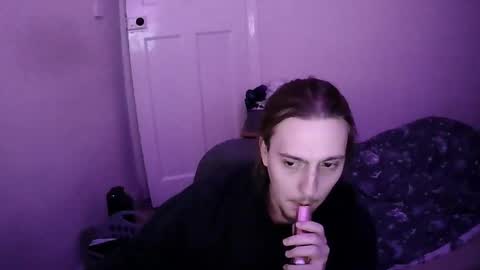 babyalmond online show from 11/30/25, 12:36