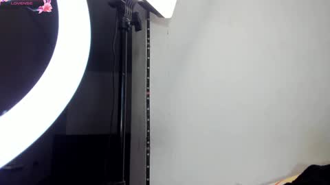     online show from 02/07/25, 06:24