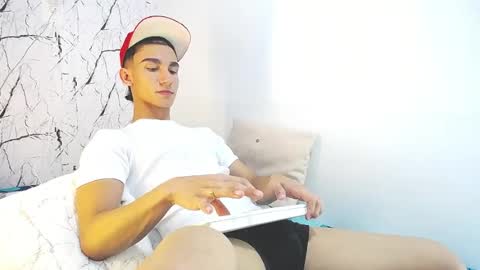 ANDY online show from 04/15/26, 11:27