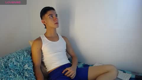 babyandy_x online show from 10/09/25, 12:30