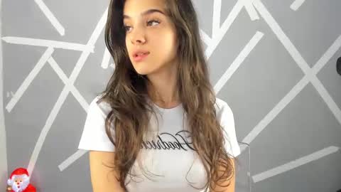 Snapshot of babyaylin chatting on 12/03/24, 05:42 Aylin  online show from 12/03/24, 05:42