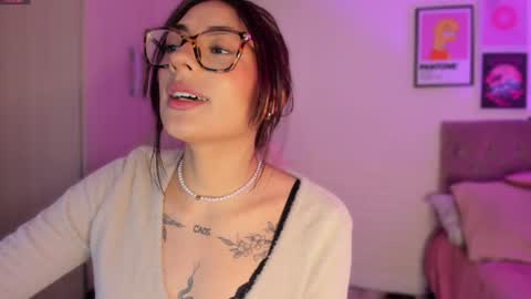 Snapshot of babychaos_ chatting on 05/29/26, 10:08 Mariana online show from 05/29/26, 10:08