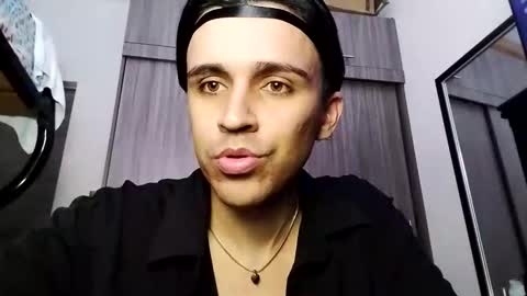 Dani  online show from 10/19/25, 09:59