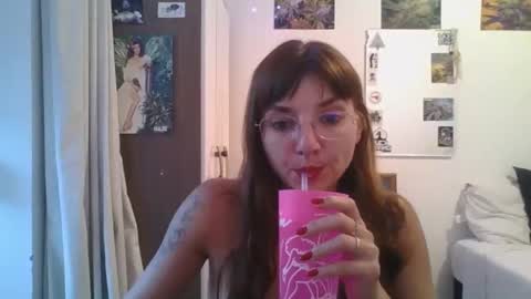 Snapshot of babydemon6 chatting on 12/28/24, 10:02 babydemon6 online show from 12/28/24, 10:02