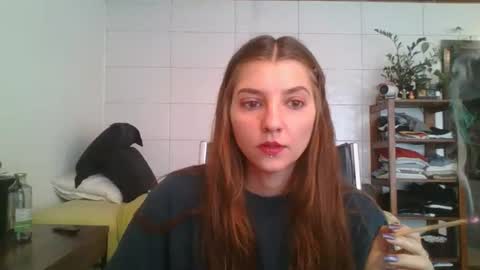 Snapshot of babydemon6 chatting on 09/22/25, 01:57 babydemon6 online show from 09/22/25, 01:57