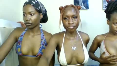 Snapshot of babydoll_230 chatting on 07/20/26, 09:12 Babydoll 230 online show from 07/20/26, 09:12