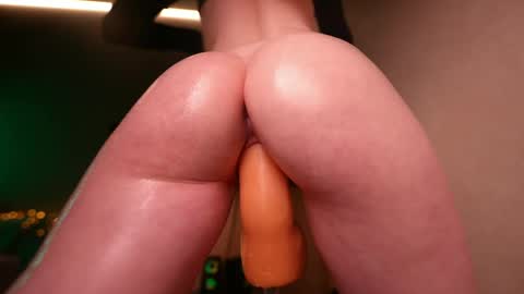 babydoll_laura online show from 04/10/26, 01:49