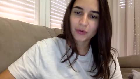 Snapshot of babyelodie12 chatting on 09/26/25, 11:25 BabyElodie12 online show from 09/26/25, 11:25