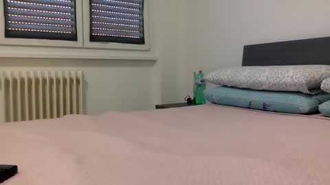 Snapshot of babyelodie12 chatting on 10/03/25, 11:18 BabyElodie12 online show from 10/03/25, 11:18