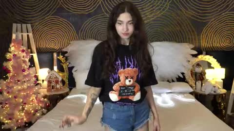 Sasha online show from 12/22/25, 07:44