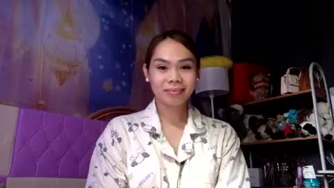 Snapshot of babyfox_26 chatting on 07/12/26, 03:41 babyfox_26 online show from 07/12/26, 03:41