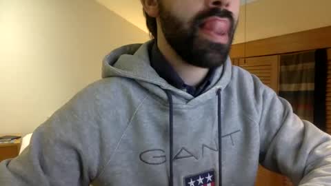 Snapshot of babyhardy chatting on 12/13/24, 11:23 Tom A. online show from 12/13/24, 11:23