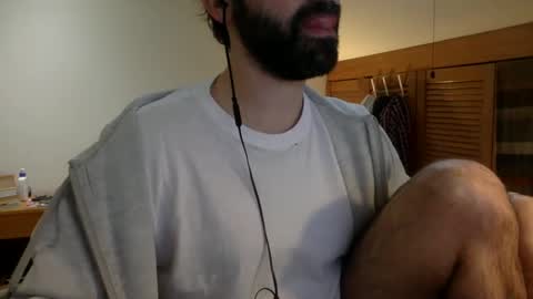 Snapshot of babyhardy chatting on 12/17/24, 12:54 Tom A. online show from 12/17/24, 12:54