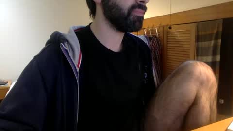 Snapshot of babyhardy chatting on 12/18/24, 12:18 Tom A. online show from 12/18/24, 12:18