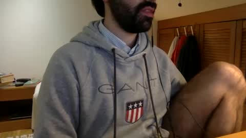 Snapshot of babyhardy chatting on 01/13/25, 11:49 Tom A. online show from 01/13/25, 11:49