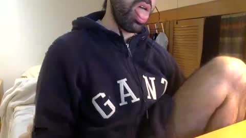 Snapshot of babyhardy chatting on 01/18/25, 11:21 Tom A. online show from 01/18/25, 11:21