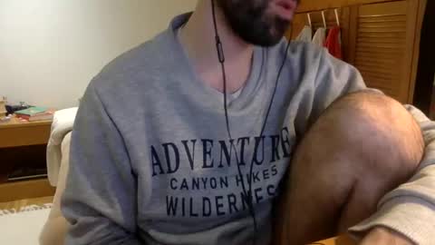 Snapshot of babyhardy chatting on 01/22/25, 07:03 Tom A. online show from 01/22/25, 07:03