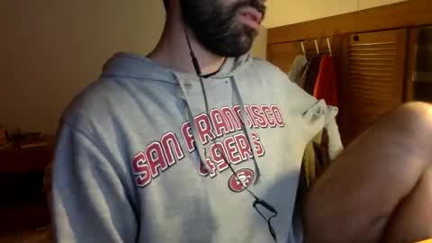 Snapshot of babyhardy chatting on 02/11/25, 01:10 Tom A. online show from 02/11/25, 01:10