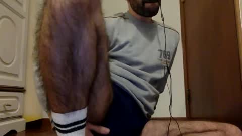 Snapshot of babyhardy chatting on 02/12/25, 11:20 Tom A. online show from 02/12/25, 11:20