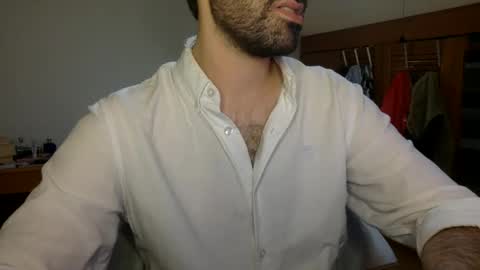 Snapshot of babyhardy chatting on 09/21/25, 04:08 Tom A. online show from 09/21/25, 04:08