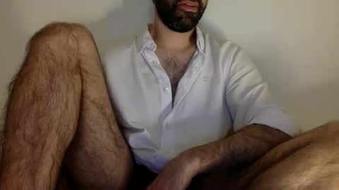 Snapshot of babyhardy chatting on 10/04/25, 07:39 Tom A. online show from 10/04/25, 07:39