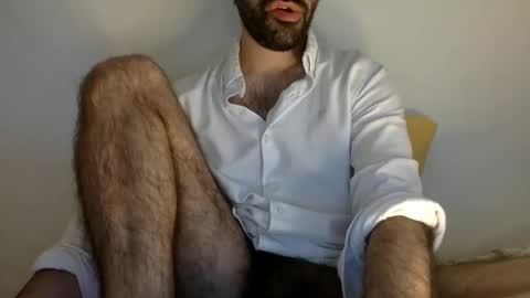 Snapshot of babyhardy chatting on 11/02/25, 05:04 Tom A. online show from 11/02/25, 05:04