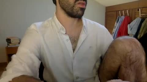 Snapshot of babyhardy chatting on 11/09/25, 01:20 Tom A. online show from 11/09/25, 01:20