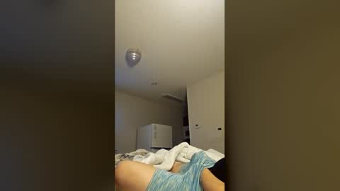 babyhawk88888 online show from 04/28/26, 09:03