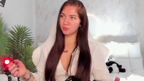 Sophia online show from 09/16/25, 03:40