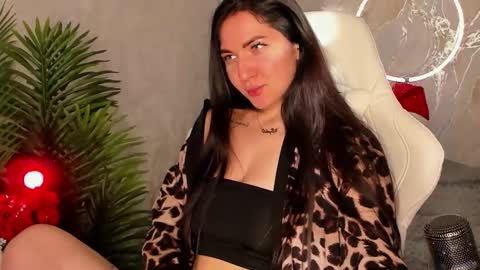 Sophia online show from 01/14/26, 04:07