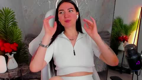 Snapshot of babyisperfect chatting on 05/02/26, 01:21 Sophia online show from 05/02/26, 01:21