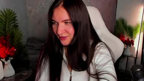 Snapshot of babyisperfect chatting on 05/07/26, 01:22 Sophia online show from 05/07/26, 01:22