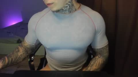 Snapshot of babylewisss chatting on 04/25/26, 06:16 Amil online show from 04/25/26, 06:16