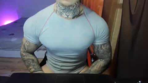 Snapshot of babylewisss chatting on 05/20/26, 02:34 Amil online show from 05/20/26, 02:34