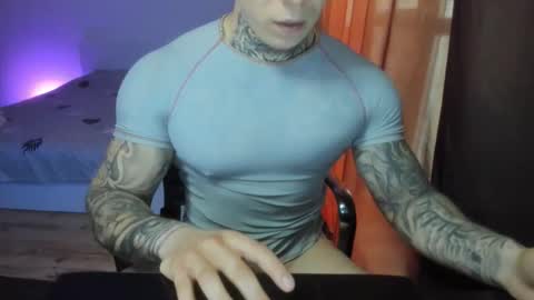 Snapshot of babylewisss chatting on 05/21/26, 02:13 Amil online show from 05/21/26, 02:13