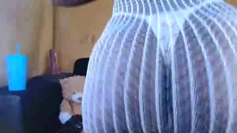 Snapshot of babyluciax chatting on 05/24/26, 02:00 babyluciax online show from 05/24/26, 02:00